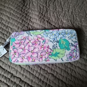 Vera Bradley large travel pill case